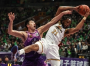 爱游戏-今晚NBA常规赛焦点战；山东泰山再遭质疑；质疑声仍在；阵容厚度经受考验的简单介绍