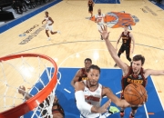 爱游戏体育-Ming在老鹰比赛中连败，精彩发挥引发热议！的简单介绍