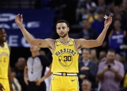 爱游戏-包含凯恩关键节点突破纪录，勇士带队取胜！的词条